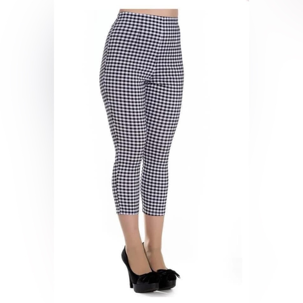 **SOLD** Hell Bunny Black and White Checkered Cropped Pants